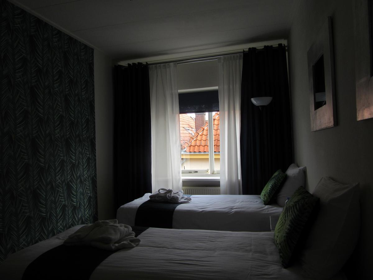 Bed & Breakfast Onder De Dekens Bed & Breakfast ฮาร์เดอร์วิก ภายนอก รูปภาพ
